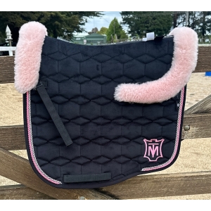 EA Mattes M - Black/Rose Top Fleece